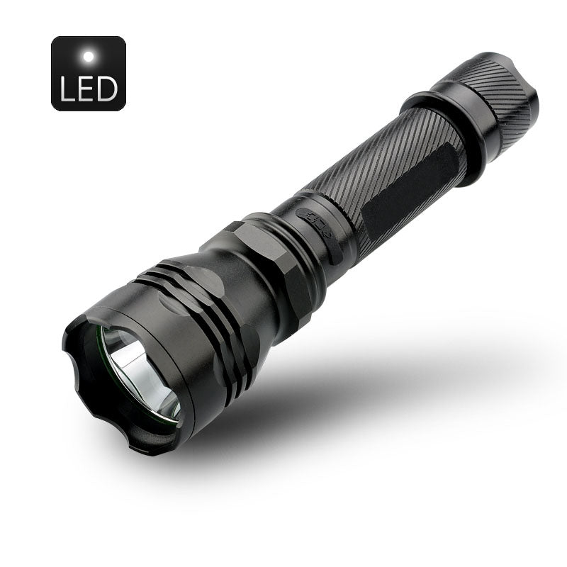 High Powerd CREE LED Flashlight - XPE LED, 800 Lumens, 3 Modes,  1 x Charger