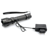 High Powerd CREE LED Flashlight - XPE LED, 800 Lumens, 3 Modes,  1 x Charger