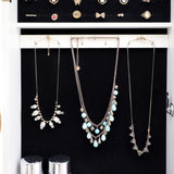 Fashionable and contracted jewelry receives mirror ark to be able to hang on the door or wall