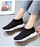 Women Shoes 2019 New Flyknit Sneakers Women Breathable Slip On Flat Shoes Soft Bottom White Sneakers Casual Women Flats Krasovki