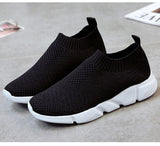 Women Shoes 2019 New Flyknit Sneakers Women Breathable Slip On Flat Shoes Soft Bottom White Sneakers Casual Women Flats Krasovki